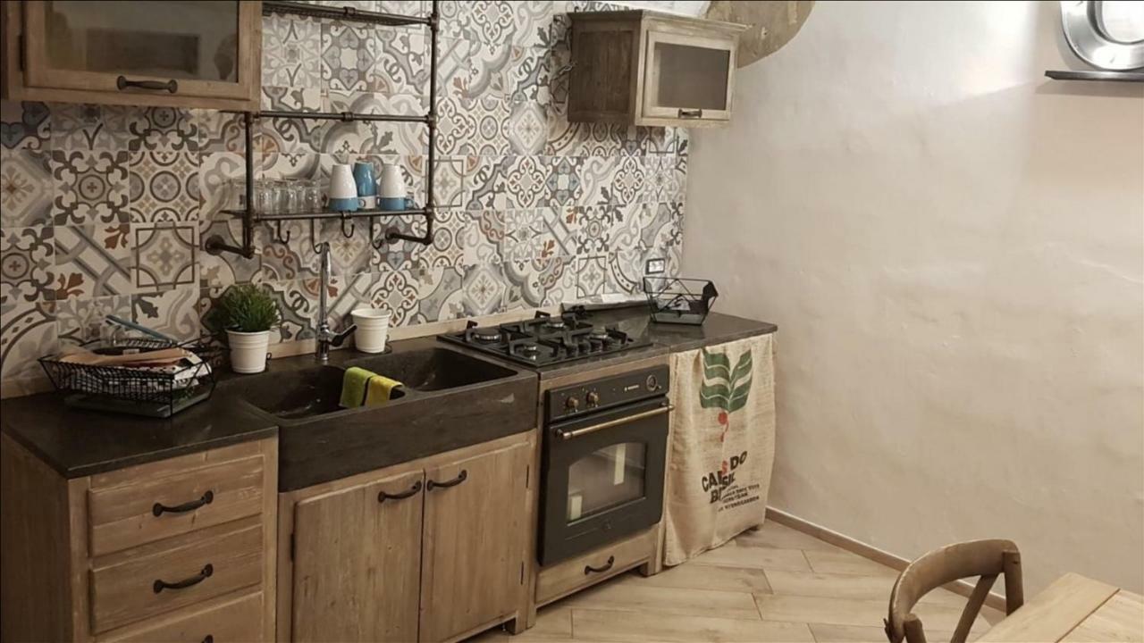 Residenza Rubino Apartment กัลลีโปลี ภายนอก รูปภาพ