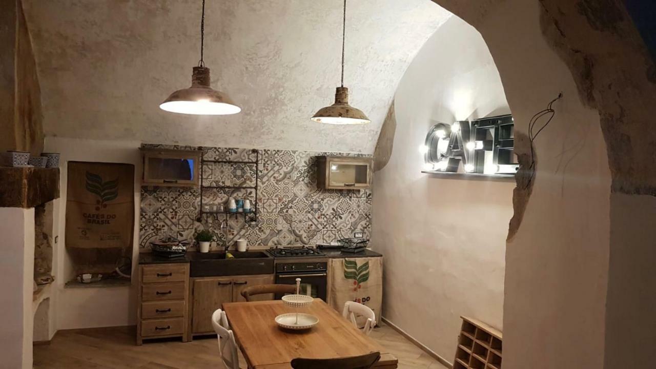 Residenza Rubino Apartment กัลลีโปลี ภายนอก รูปภาพ