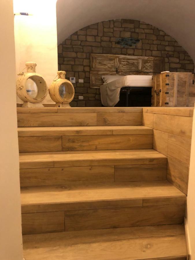 Residenza Rubino Apartment กัลลีโปลี ภายนอก รูปภาพ